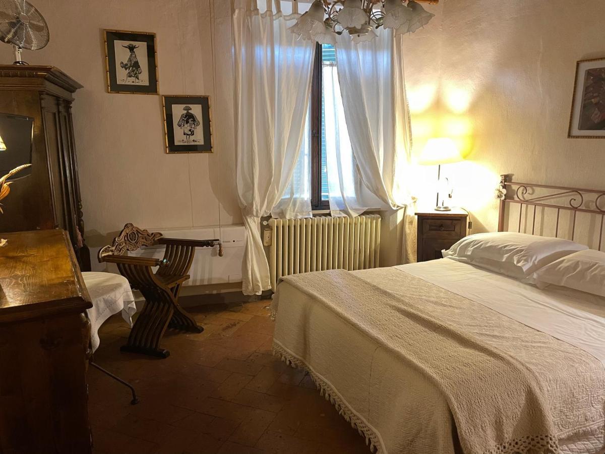 Guesthouse Da Idolina Dal 1946 Montalcino Buitenkant foto