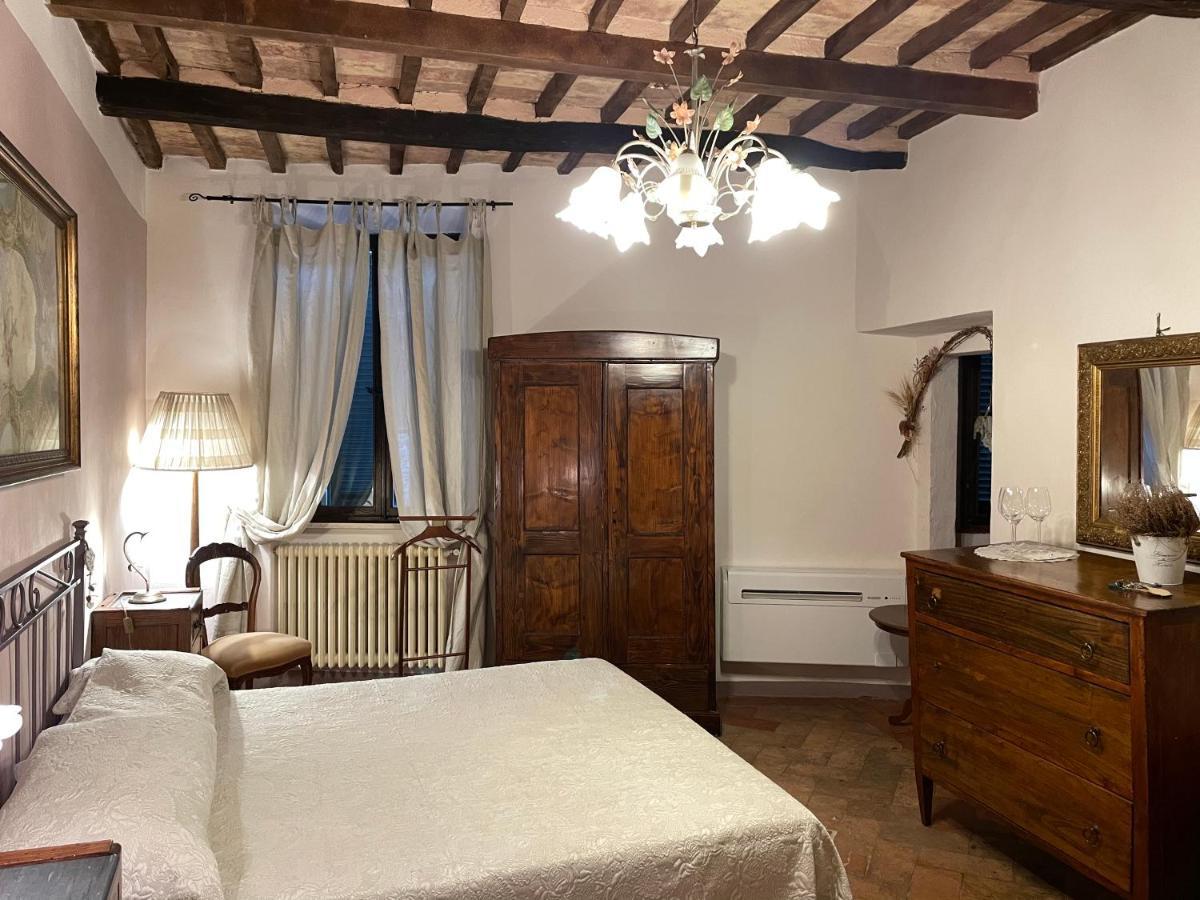 Guesthouse Da Idolina Dal 1946 Montalcino Buitenkant foto