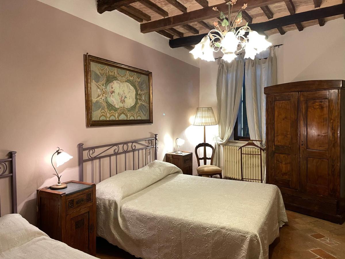 Guesthouse Da Idolina Dal 1946 Montalcino Buitenkant foto