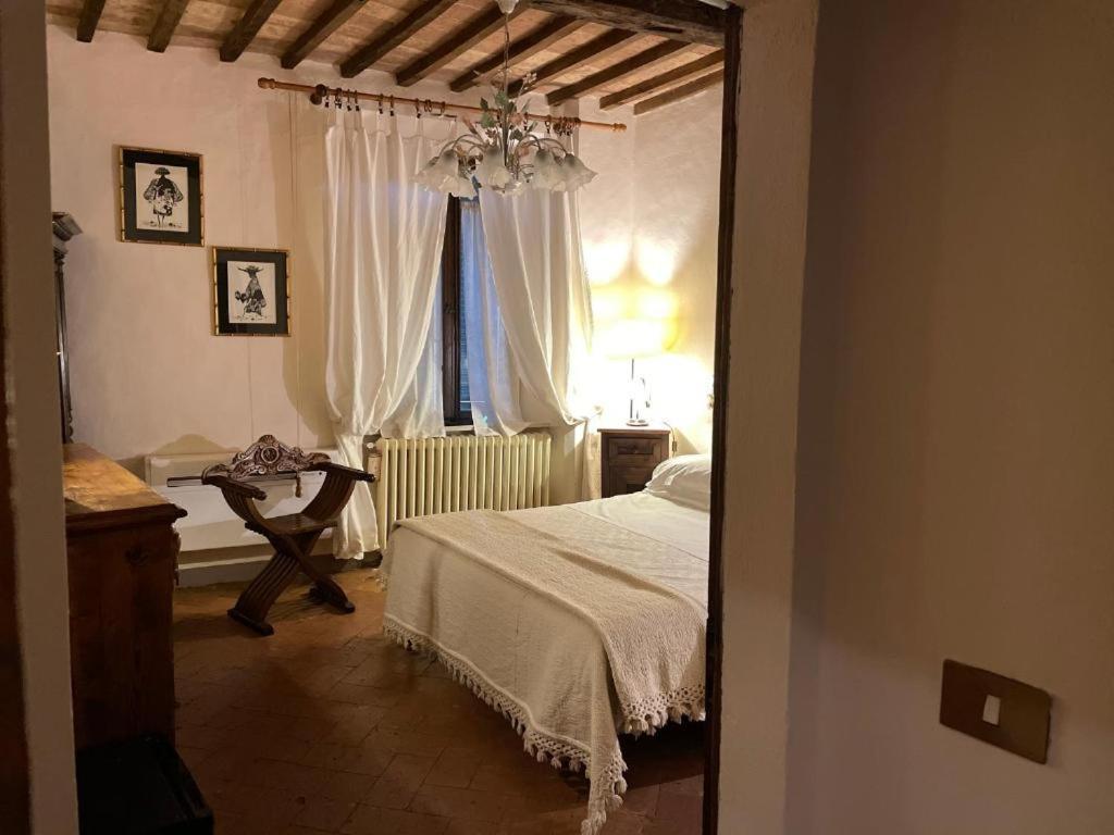 Guesthouse Da Idolina Dal 1946 Montalcino Buitenkant foto