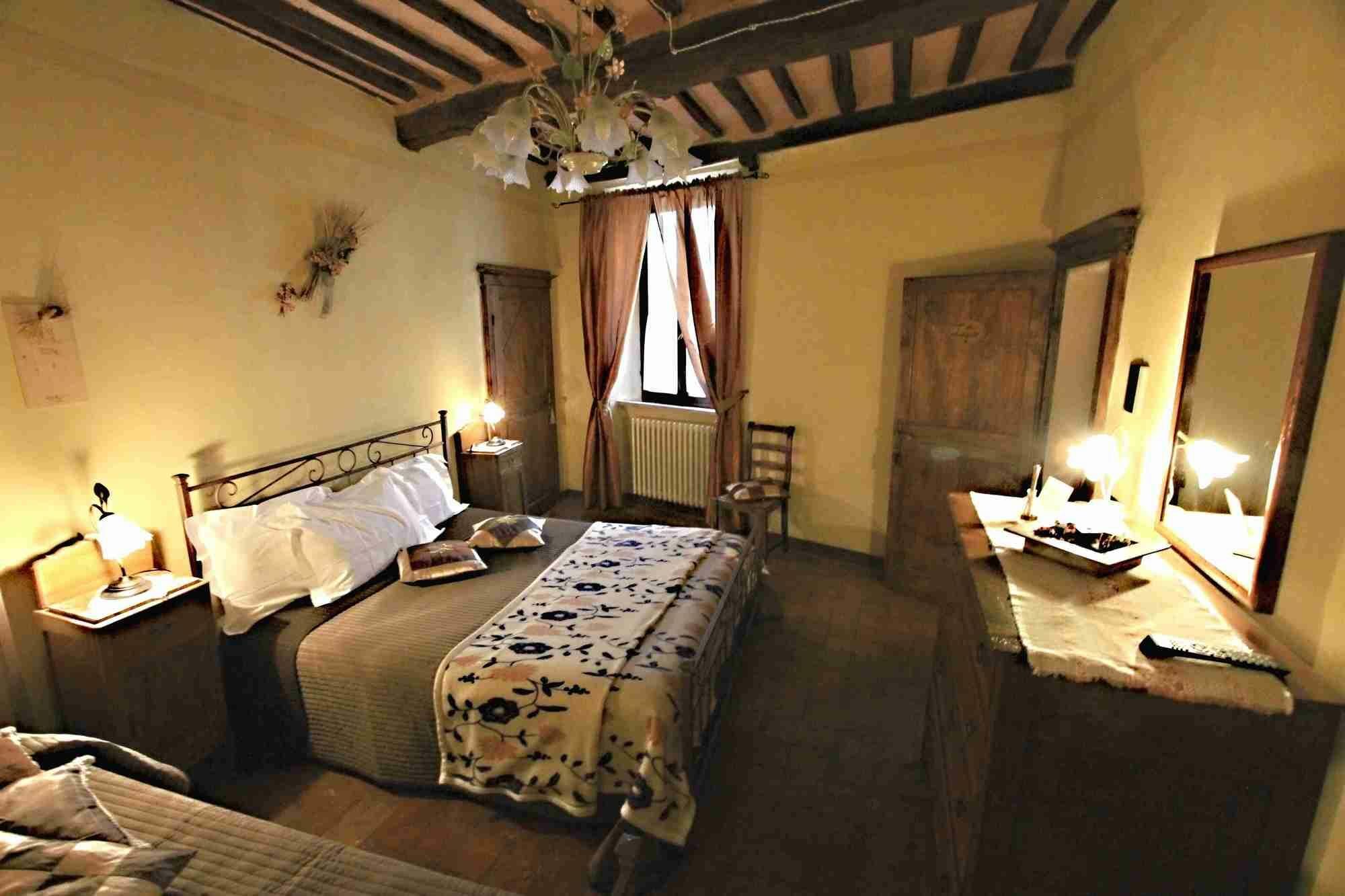 Guesthouse Da Idolina Dal 1946 Montalcino Buitenkant foto